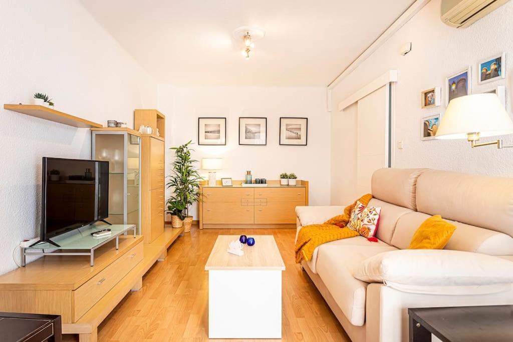 Precioso Piso Moderno: Terraza, A/C, Netflix, Wifi Apartman Valencia Kültér fotó