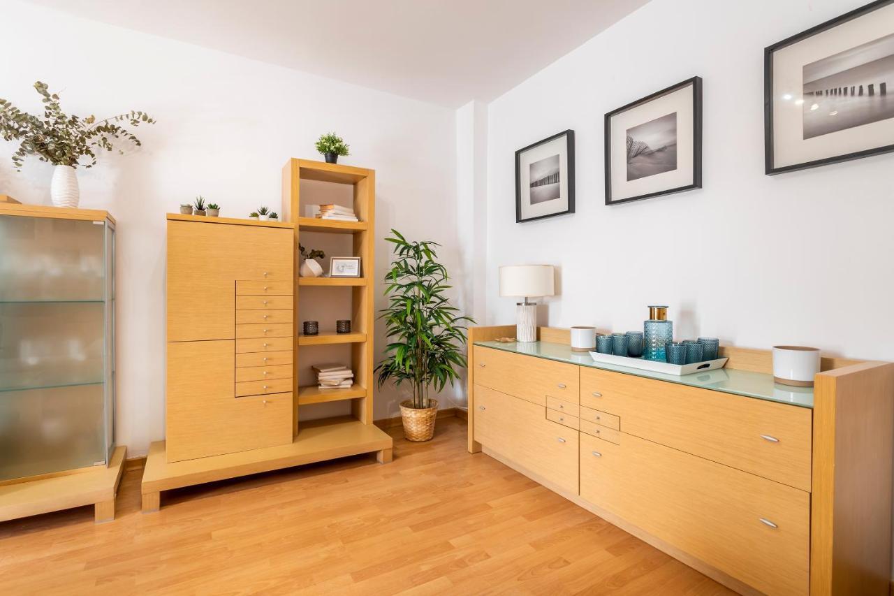Precioso Piso Moderno: Terraza, A/C, Netflix, Wifi Apartman Valencia Kültér fotó