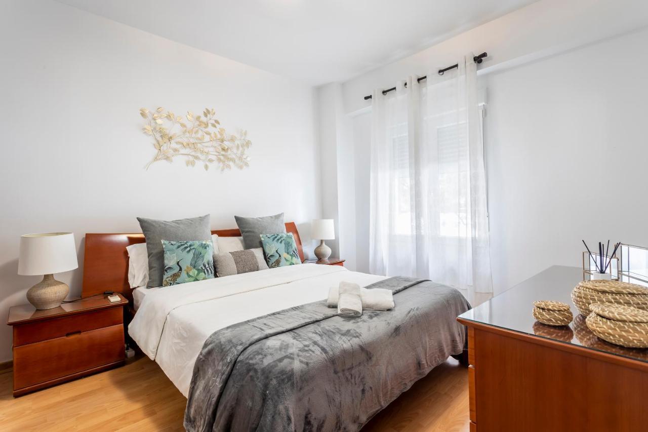 Precioso Piso Moderno: Terraza, A/C, Netflix, Wifi Apartman Valencia Kültér fotó