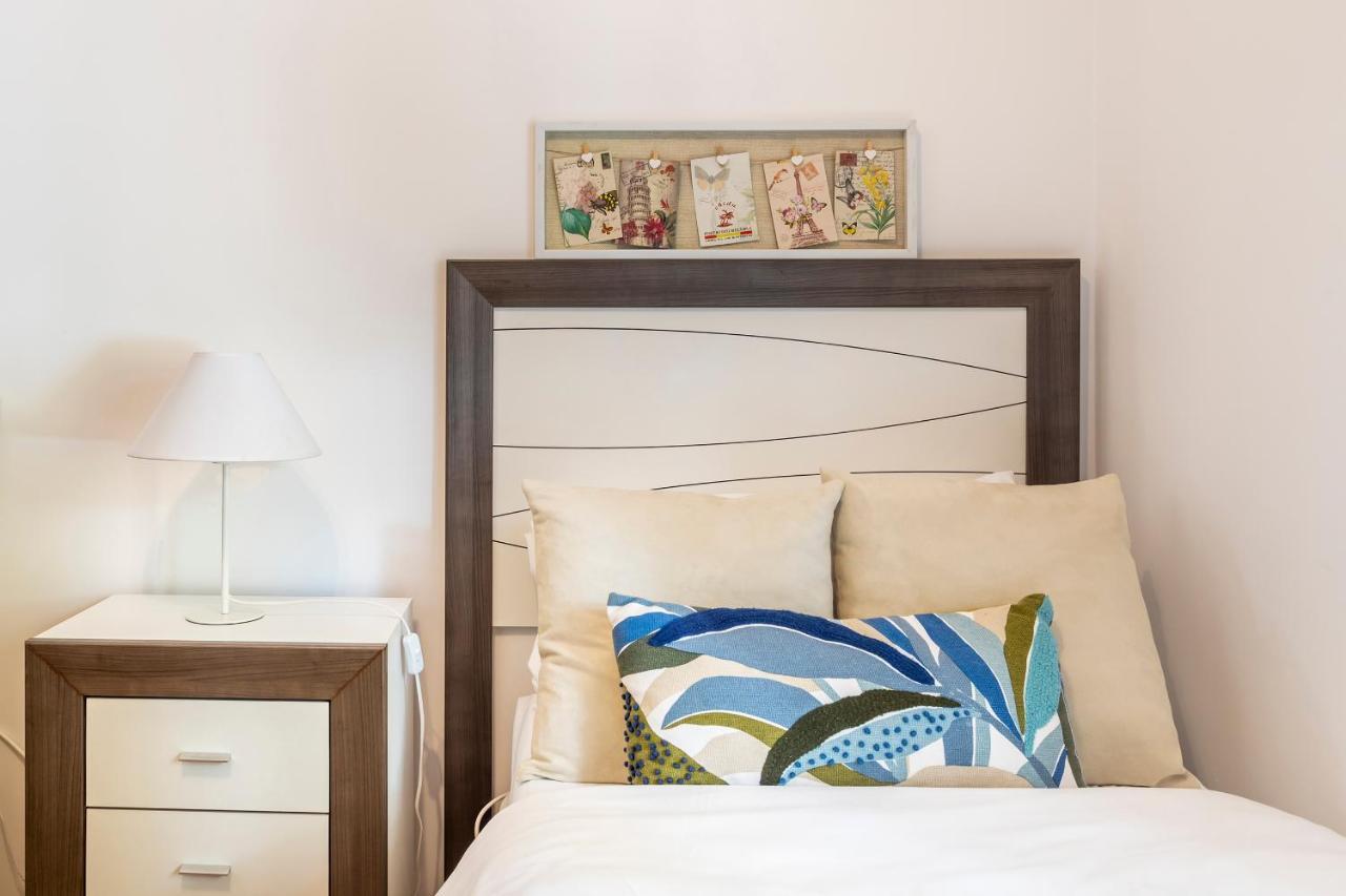 Precioso Piso Moderno: Terraza, A/C, Netflix, Wifi Apartman Valencia Kültér fotó