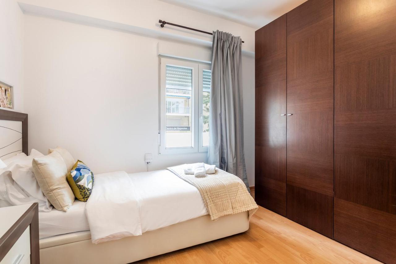 Precioso Piso Moderno: Terraza, A/C, Netflix, Wifi Apartman Valencia Kültér fotó