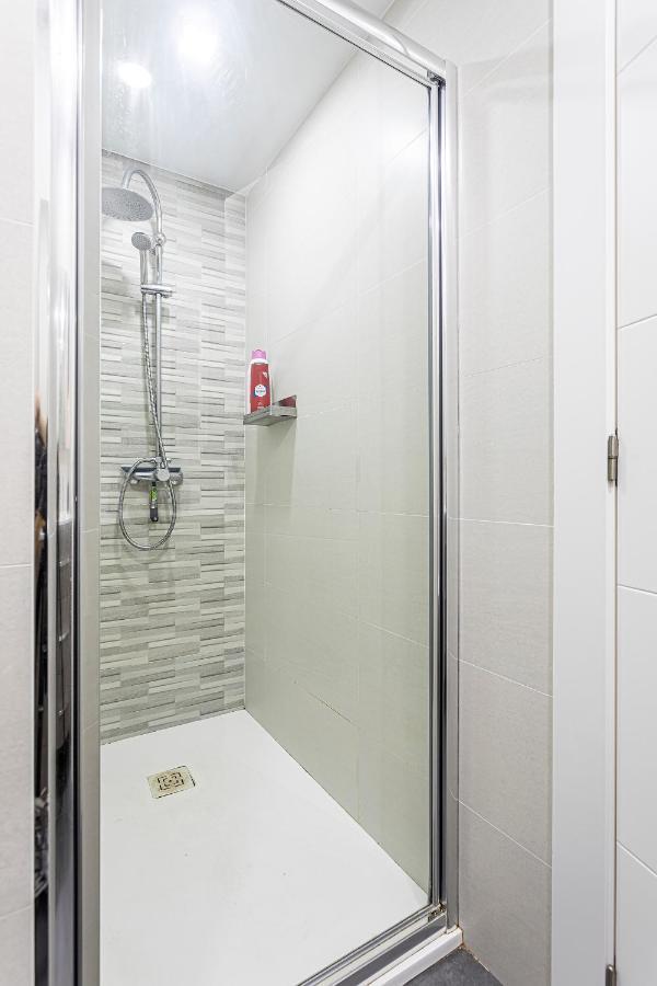 Precioso Piso Moderno: Terraza, A/C, Netflix, Wifi Apartman Valencia Kültér fotó